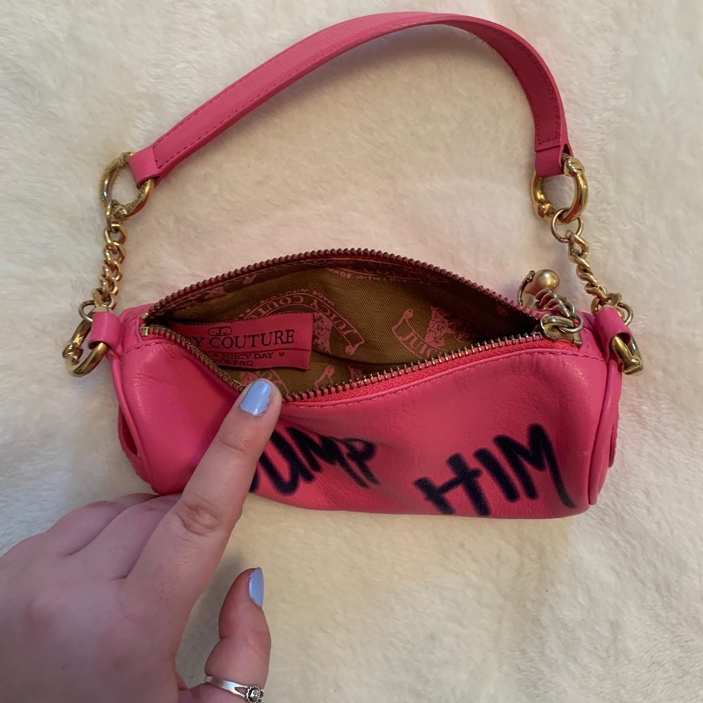 JUICY COUTURE- Dump Him Bag